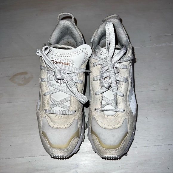 Cardi B X women’s classic leather Reebok size 6.5 - Picture 3 of 10